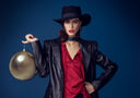 I migliori look per le feste, per essere eleganti in ogni occasione.