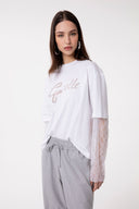 T-SHIRT PARICOLLO MEZZA MANICA CROP IN JERSEY CON MANICA LUNGA IN PIZZO BIANCA, RICAMO IN PIZZO