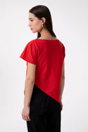 T-SHIRT ASIMMETRICA CON RICAMO LATO CUORE