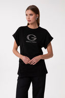 T-SHIRT PARICOLLO MEZZA MANICA CON RISVOLTO E LOGO STRASS