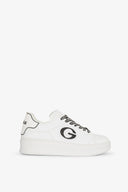 SNEAKERS ADDICT IN ACTION LEATHER CON LACCI LOGATI E G IN STRASS NERI SU TOMAIA
