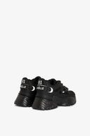 SNEAKERS RUNNING IN MESH