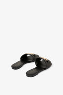 SANDALO FLAT CON MORSETTO LOGATO