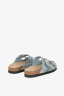 SANDALO IN DENIM CON RIVETTO PERSONALIZZATO E DOPPIA FIBBIA