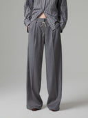 PANTALONE LOOSE CON PINCES