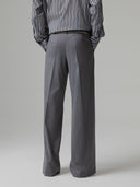 PANTALONE LOOSE CON PINCES