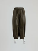 Pantalone jogger in ecopelle