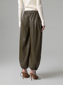 PANTALONE JOGGER IN ECOPELLE