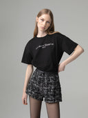 T-SHIRT PARICOLLO MEZZA MANICA CON LOGO STRASS SUL DAVANTI