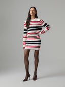 PULLOVER CON MOTIVO A TRECCIA E PENDAGLIO SUL RETRO