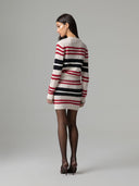 PULLOVER CON MOTIVO A TRECCIA E PENDAGLIO SUL RETRO