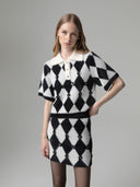 PULLOVER CROP MEZZA MANICA CON APPLICAZIONE