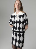 PULLOVER CROP MEZZA MANICA CON APPLICAZIONE