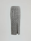 Long knitted skirt with slit on the front
