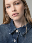 CAMICIA OVER IN DENIM CON BOTTONI LOGATI