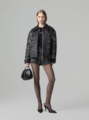 REGULAR POCHETTE ESSENTIAL PUFFER