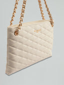 REGULAR POCHETTE ESSENTIAL MATELASSÈ