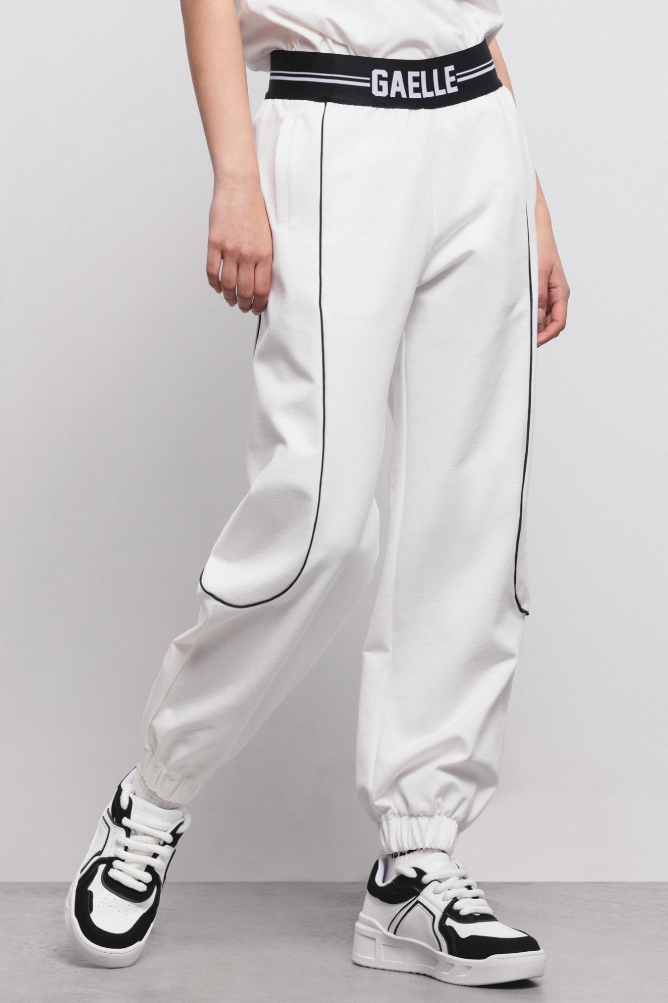 Pantalone Jogger Con Elastiico Logato Off White