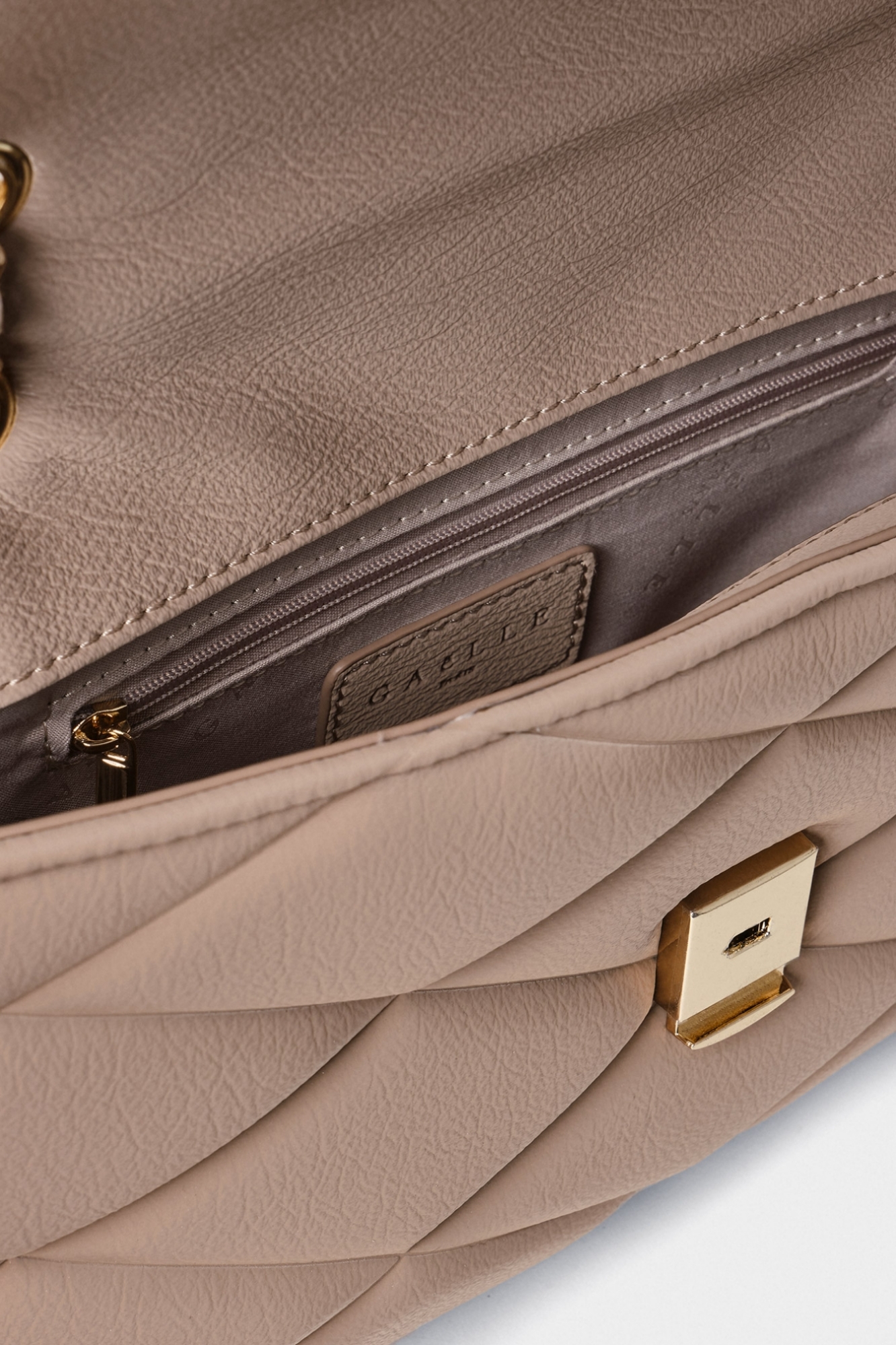 Reg Pochette Matelasse' Puffer Beige